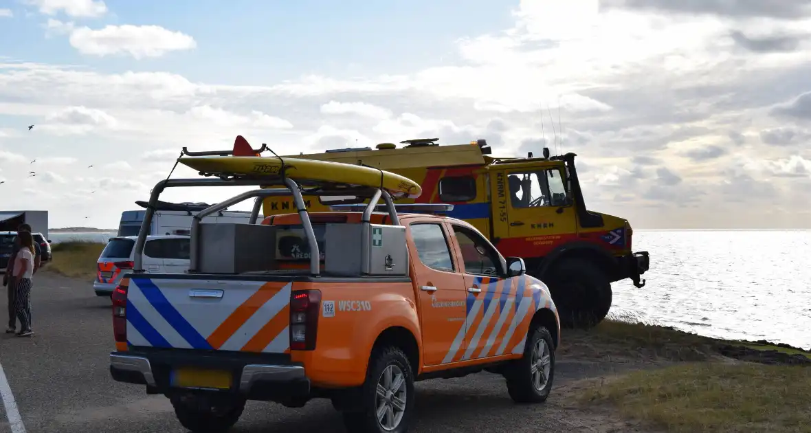 Kiter uit Noordzee gered na botsing - Foto 4