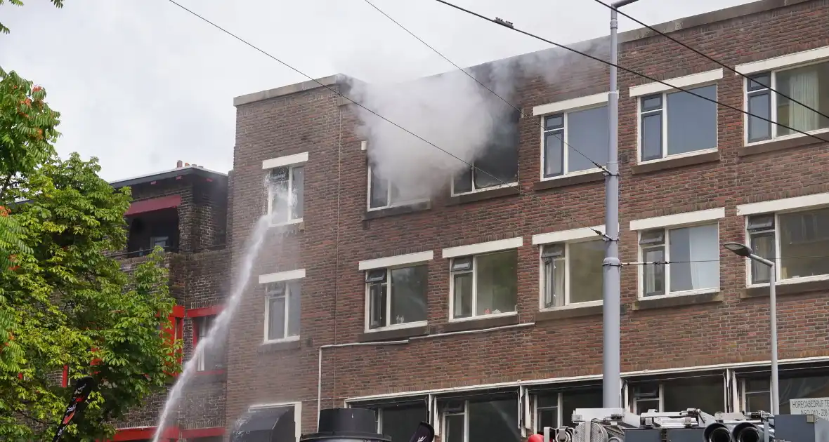 Brand op 3e etage van een appartementencomplex - Foto 2