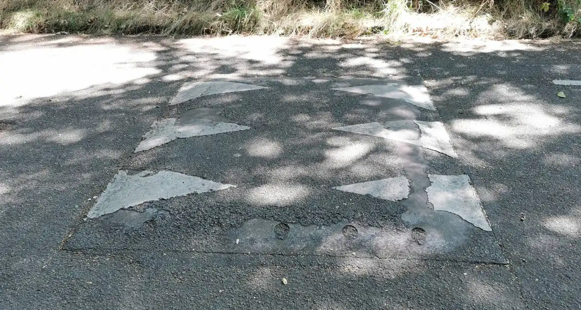 Wielrenner gewond tijdens tourtocht - Foto 1