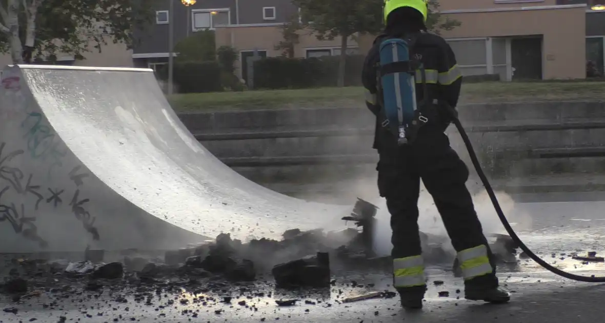Brandstichting op skatepark - Foto 2