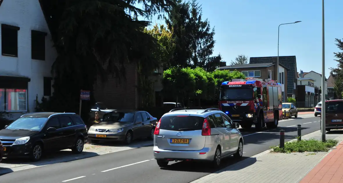 Onkruid wegbranden, loopt uit de hand