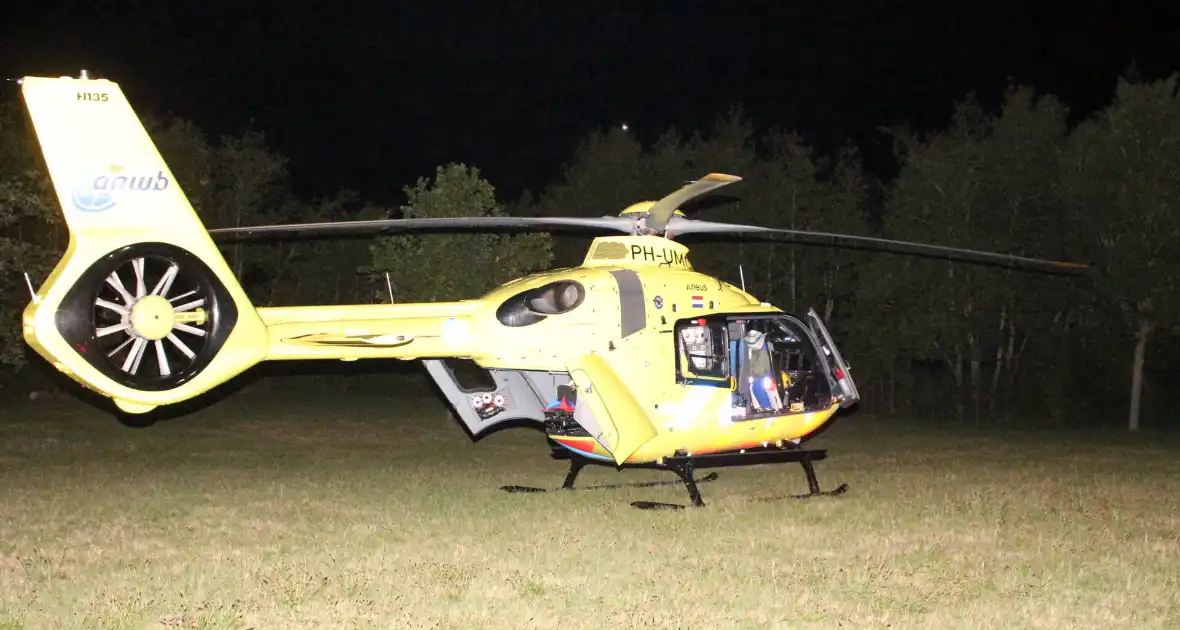 Traumahelikopter ingezet voor incident in woning - Foto 8