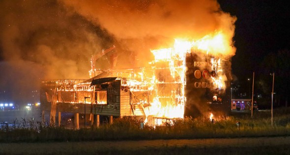 Wegrestaurant Onderweg verwoest door uitslaande brand - Afbeelding 4