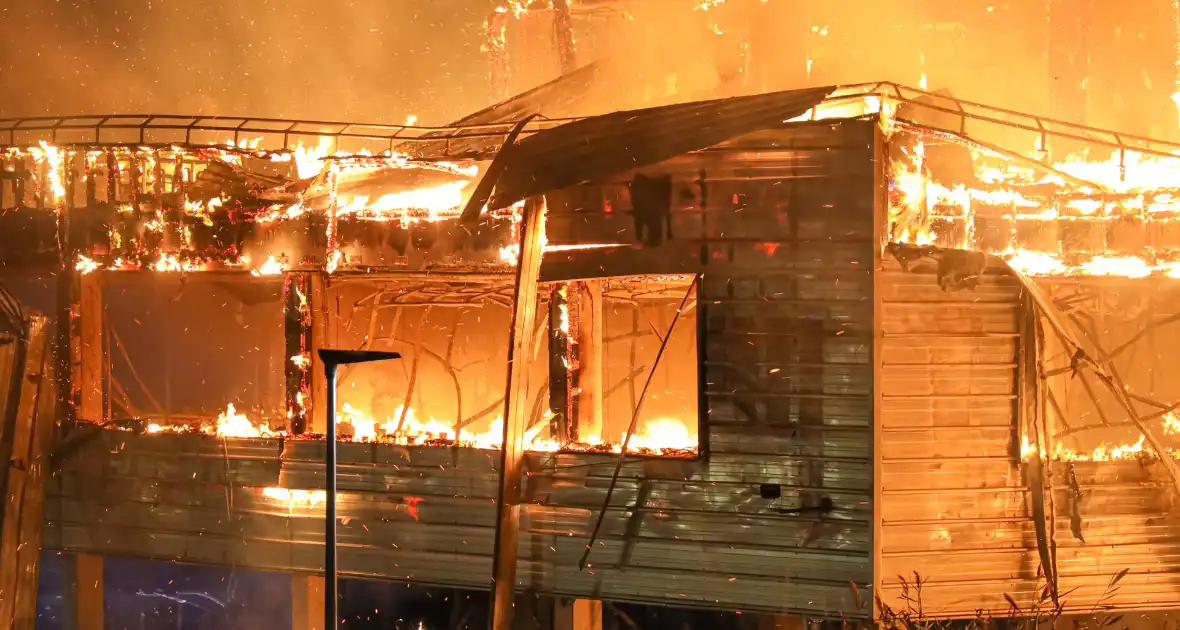 Wegrestaurant Onderweg verwoest door uitslaande brand - Foto 6