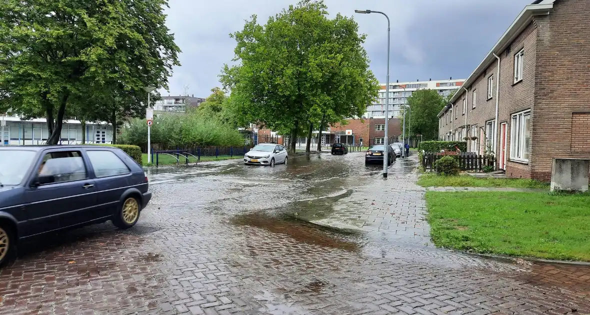 Grote overlast door zware regenval - Foto 7