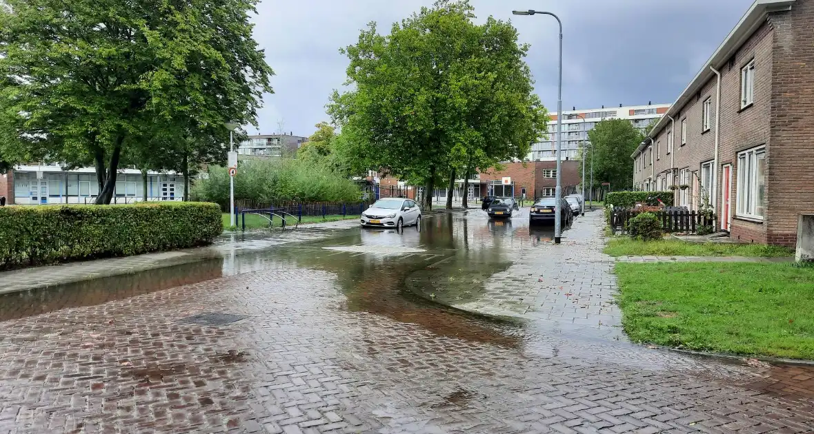 Grote overlast door zware regenval - Foto 8