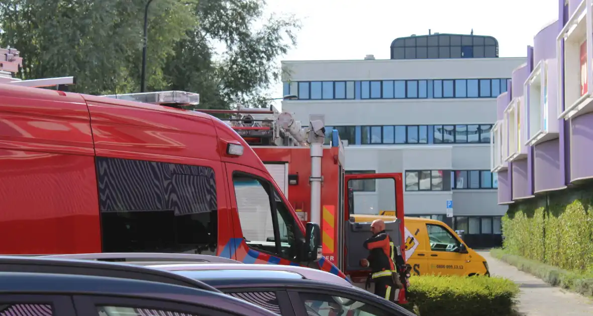 Gaslucht geroken in bedrijfspand Carpetright - Foto 1