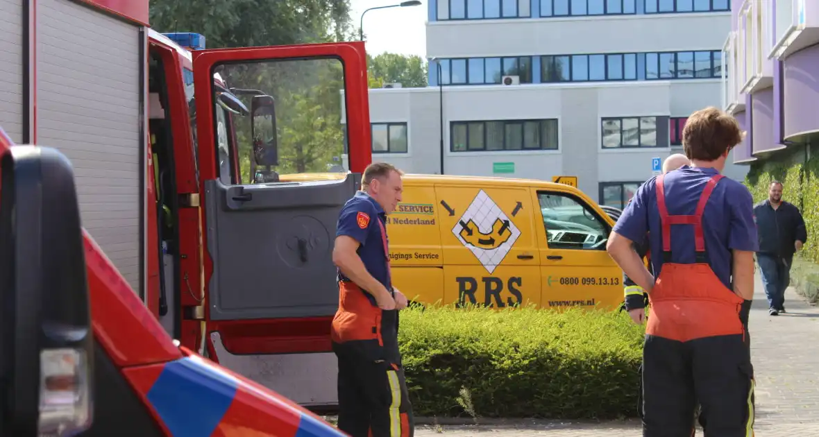 Gaslucht geroken in bedrijfspand Carpetright - Foto 4