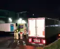 Straat afgezet na brandstoflekkage bij vrachtwagen