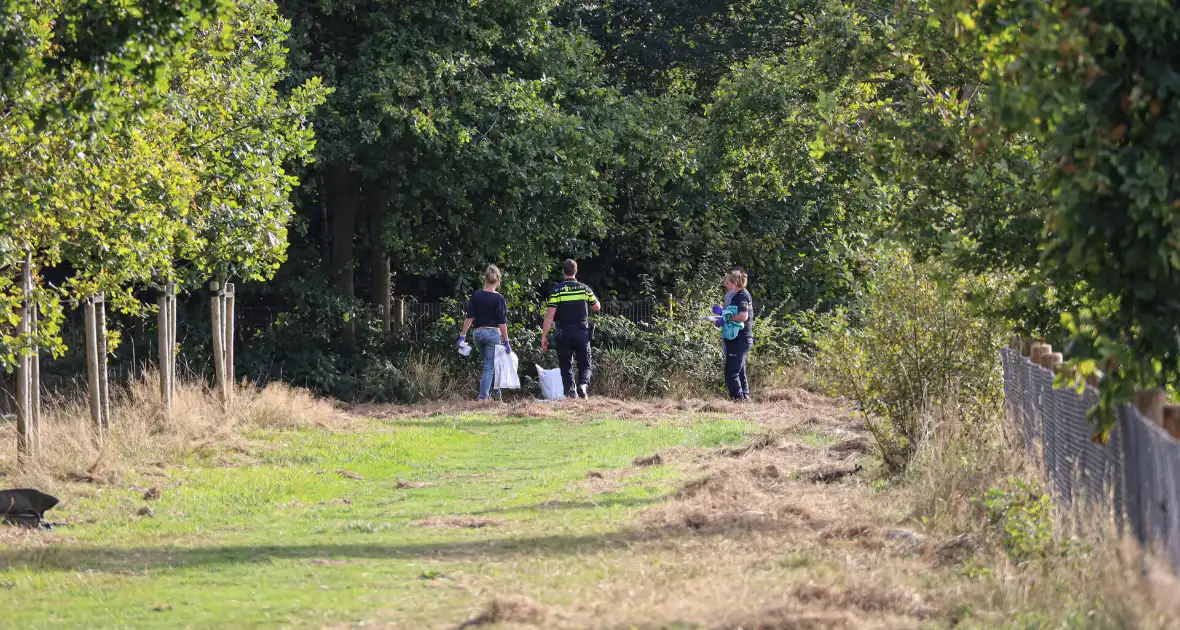 Explosieven Opruimingsdienst doet onderzoek op perceel langs snelweg