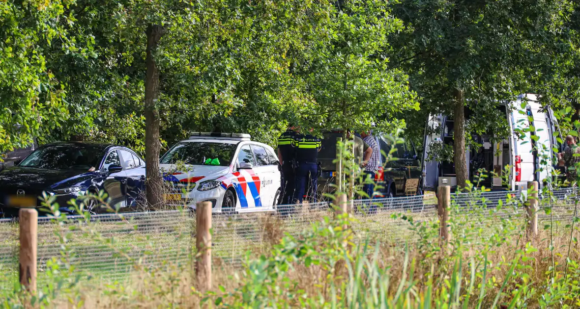 Explosieven Opruimingsdienst doet onderzoek op perceel langs snelweg - Foto 7