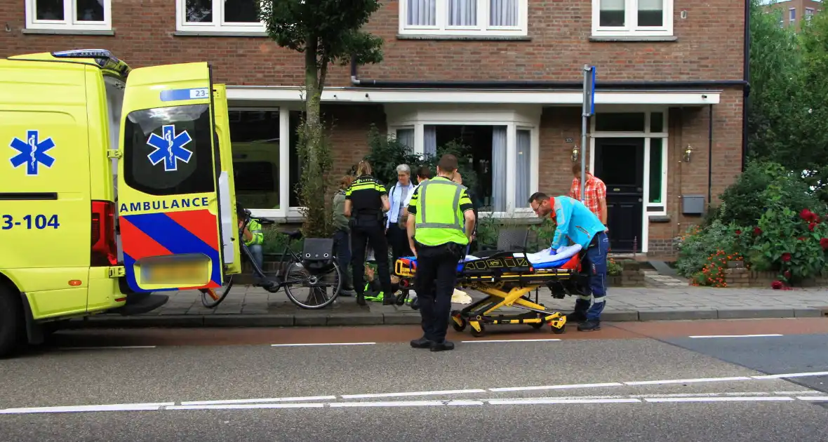 Fietsster gewond na val van fiets - Foto 1