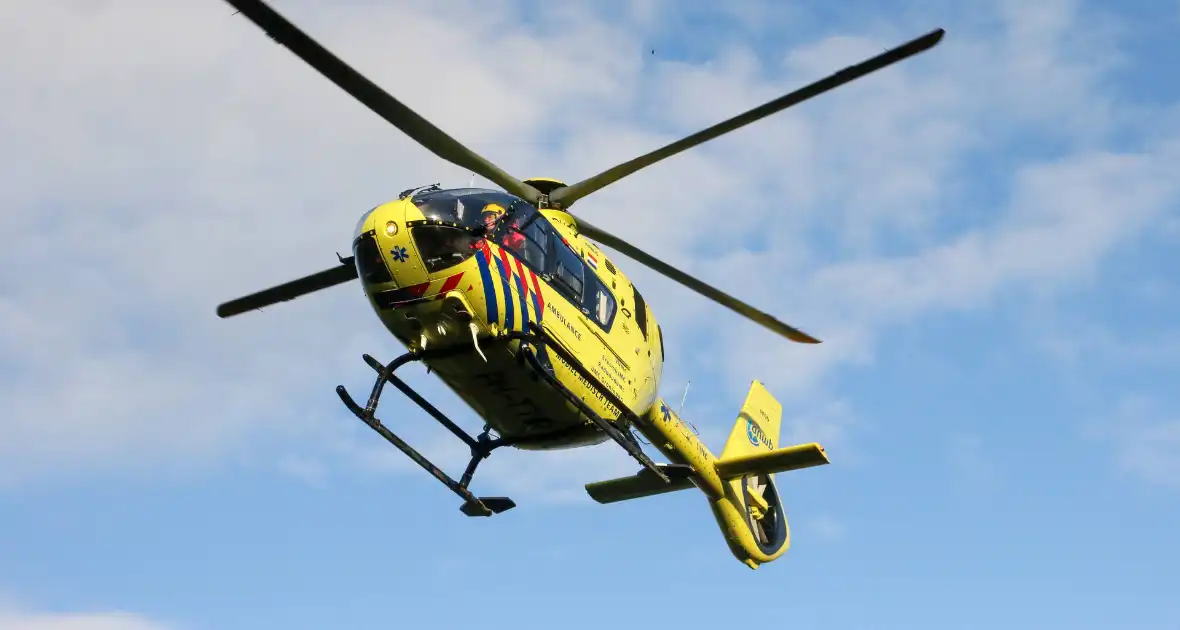 Traumahelikopter ingezet voor incident op straat - Foto 11