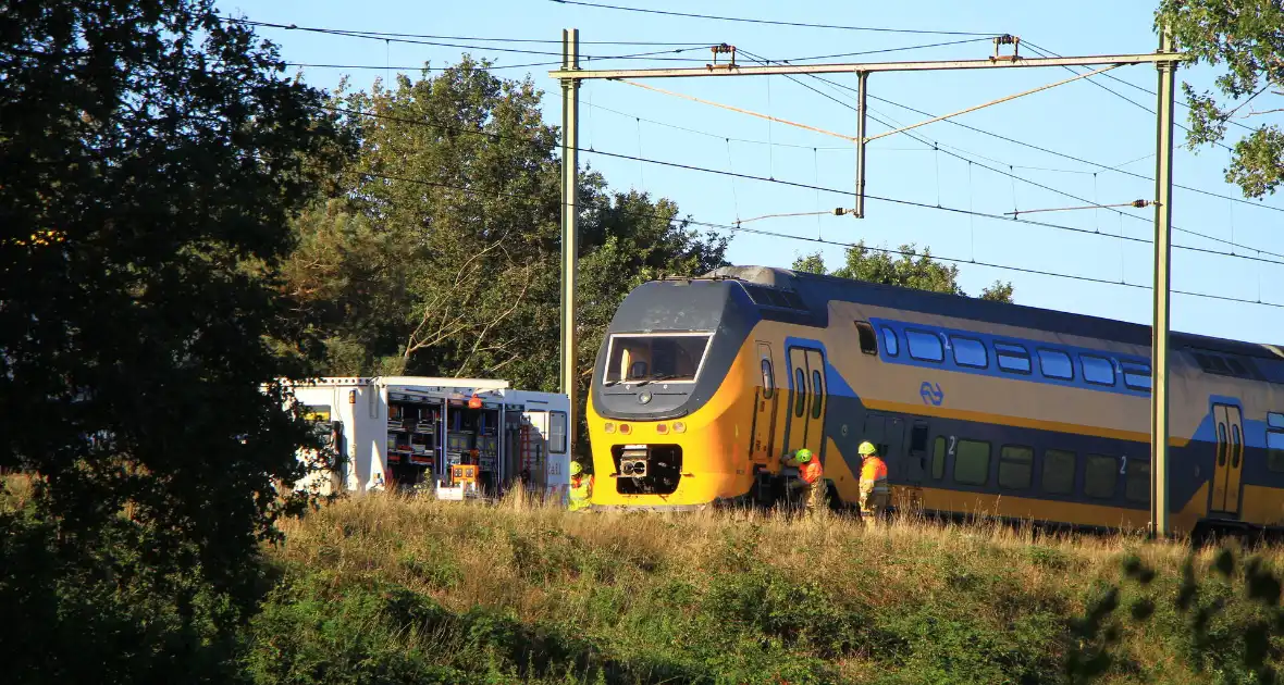 Hersporen gestart nadat trein met 250 passagiers ontspoort - Foto 8