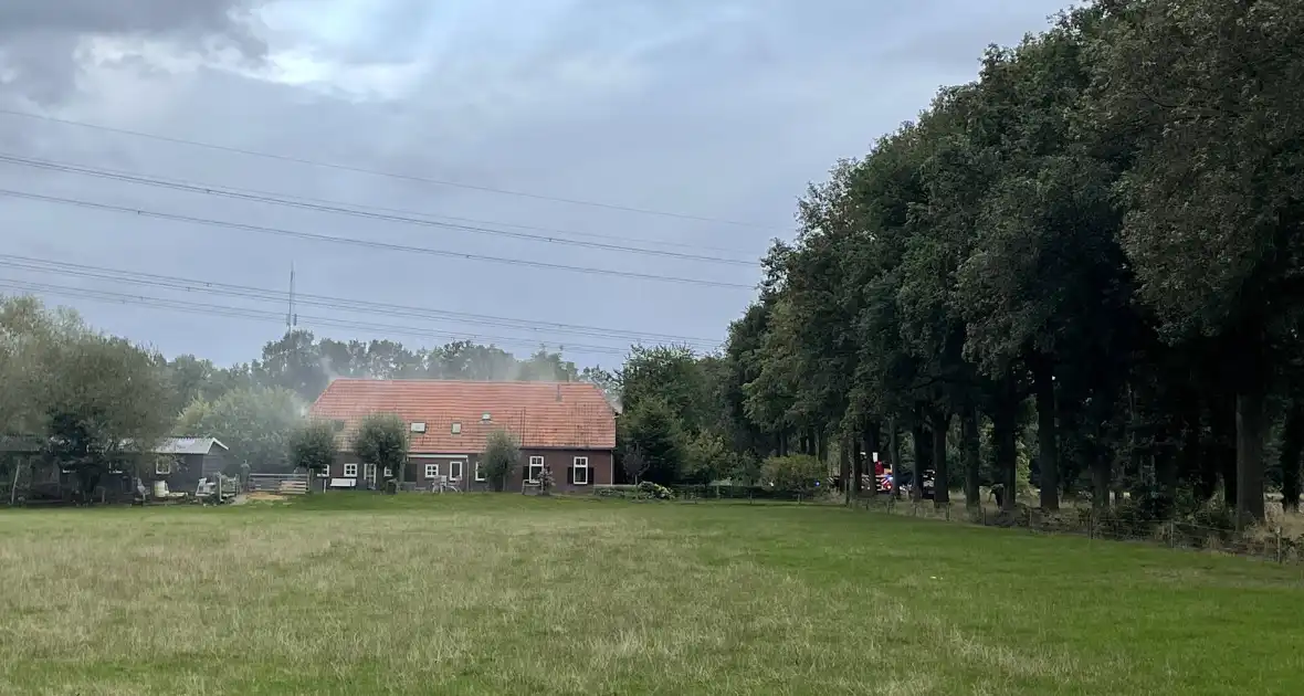 Veel rookontwikkeling bij brand in woonboerderij - Foto 1