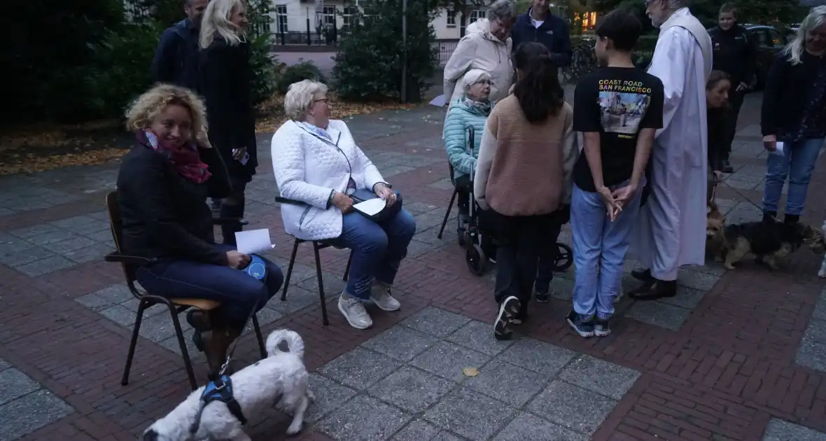 Huisdieren krijgen zegening op Dierendag - Foto 8