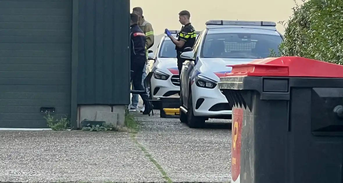 Chemicaliën voor drugs aangetroffen in garagebox - Foto 4