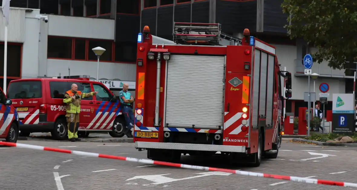 Autobrand in parkeergarage MST - Foto 1