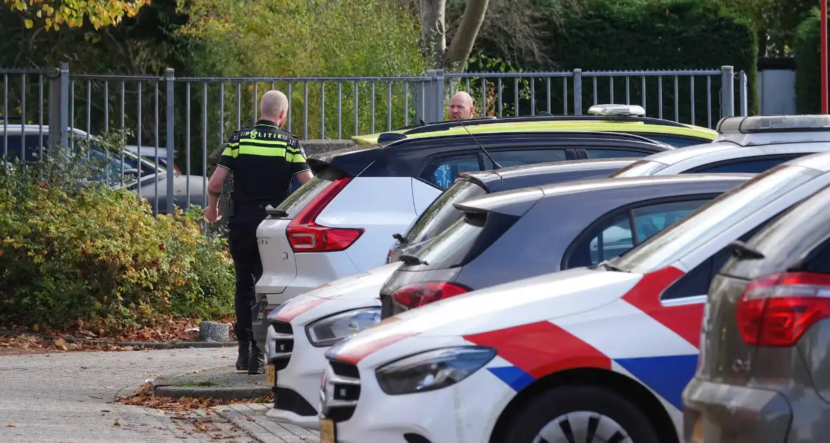 14-jarige jongen ernstig gewond na steekpartij bij Tabor College - Foto 3