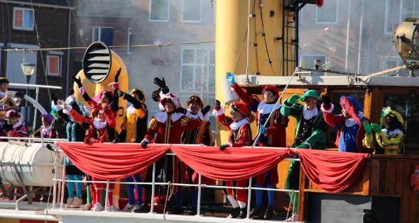 Sinterklaas komt aan in Nederland - Afbeelding 1