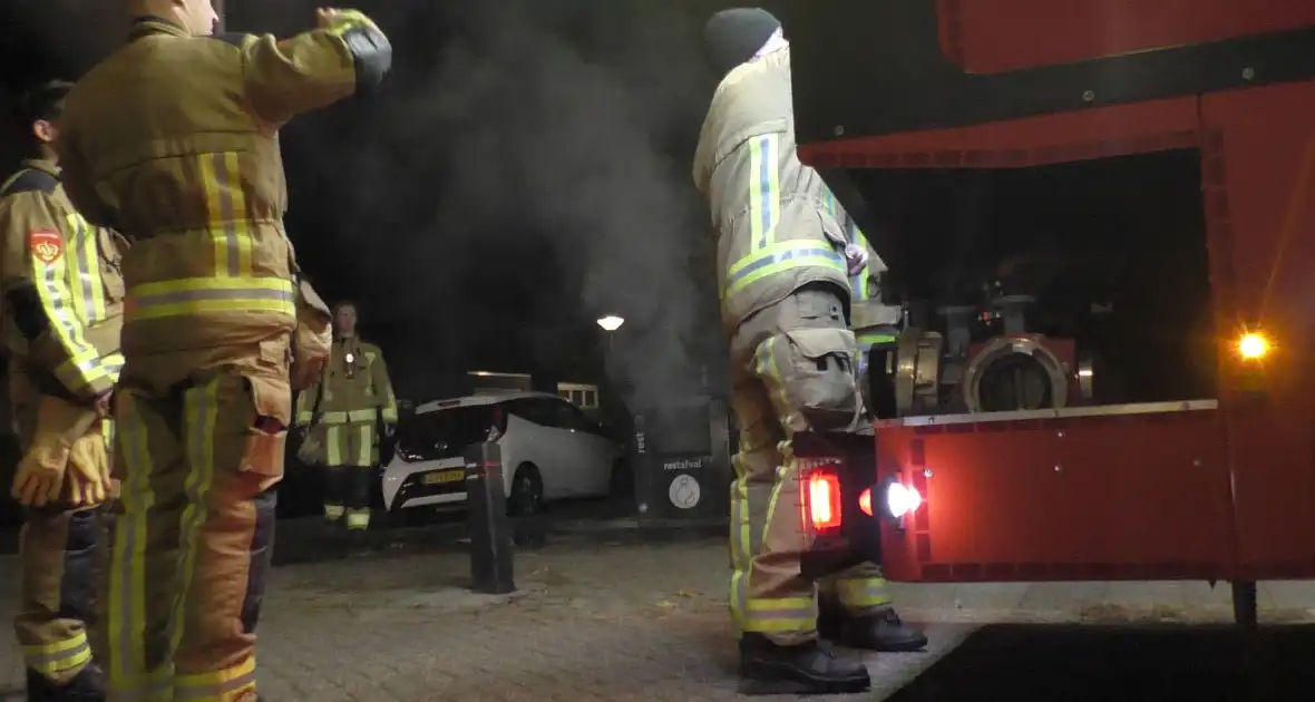 Veel rookontwikkeling bij brand in container - Foto 2