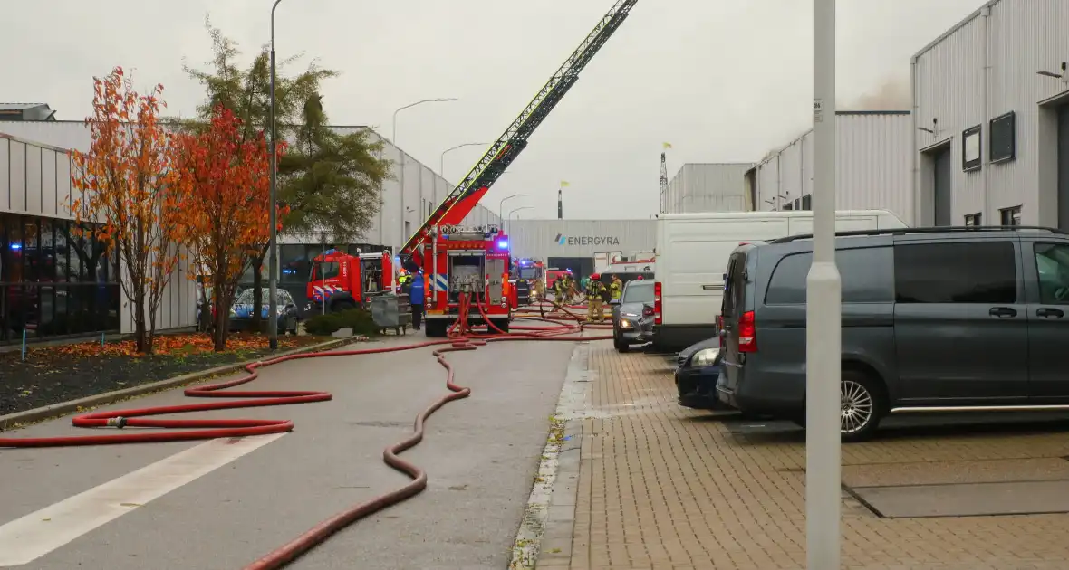 Zeer grote brand in loods - Foto 2