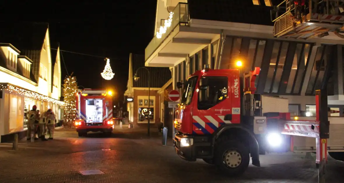 Flinke brand in schoorsteen van woning - Foto 5