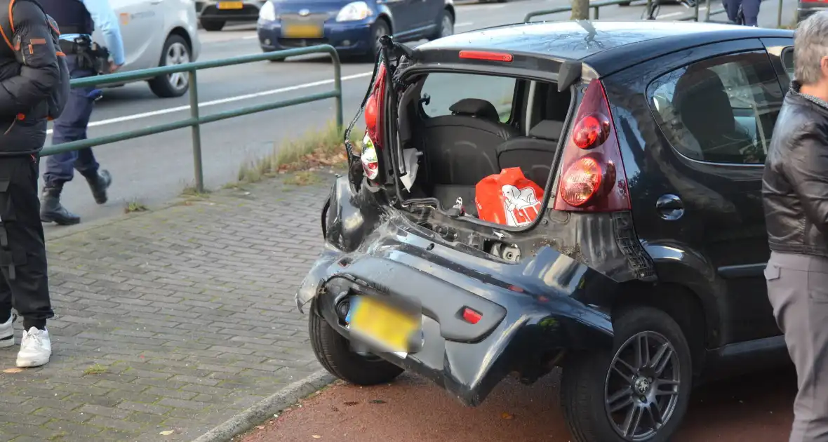 Veel schade bij kop-staart aanrijding - Foto 1