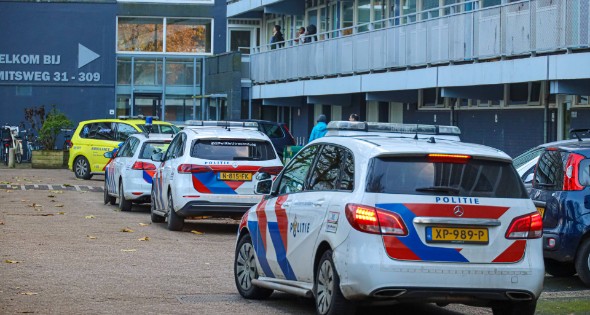 Gewonden bij steekpartij in flatwoning
