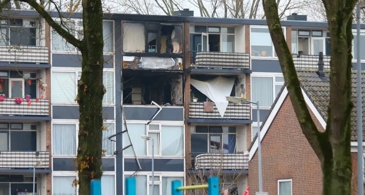 Twee appartementen verwoest door brand - Foto 11