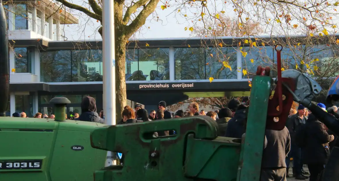 Meerdere actievoerders opgepakt bij boerenprotest - Foto 1