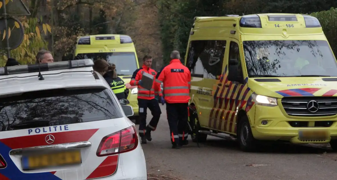 Wielrenner ernstig gewond na val - Foto 5