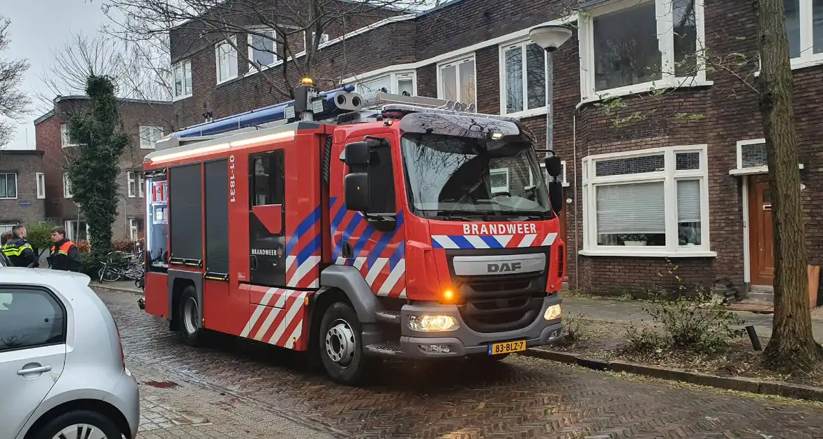 Brandweer doet onderzoek naar mogelijke gaslekkage - Foto 2