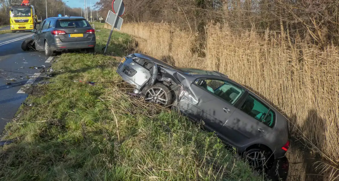 Gewonden bij zwaar ongeval op provincialeweg - Foto 1