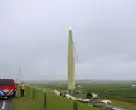 Grote ravage door geknakte windmolen