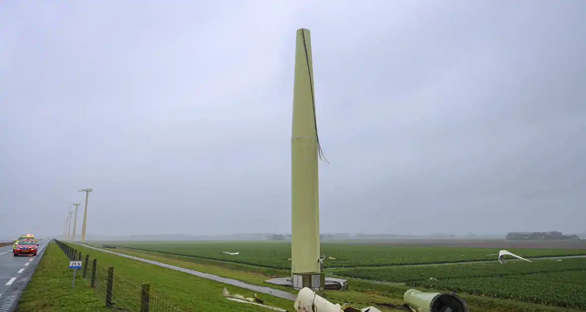 Grote ravage door geknakte windmolen - Foto 4