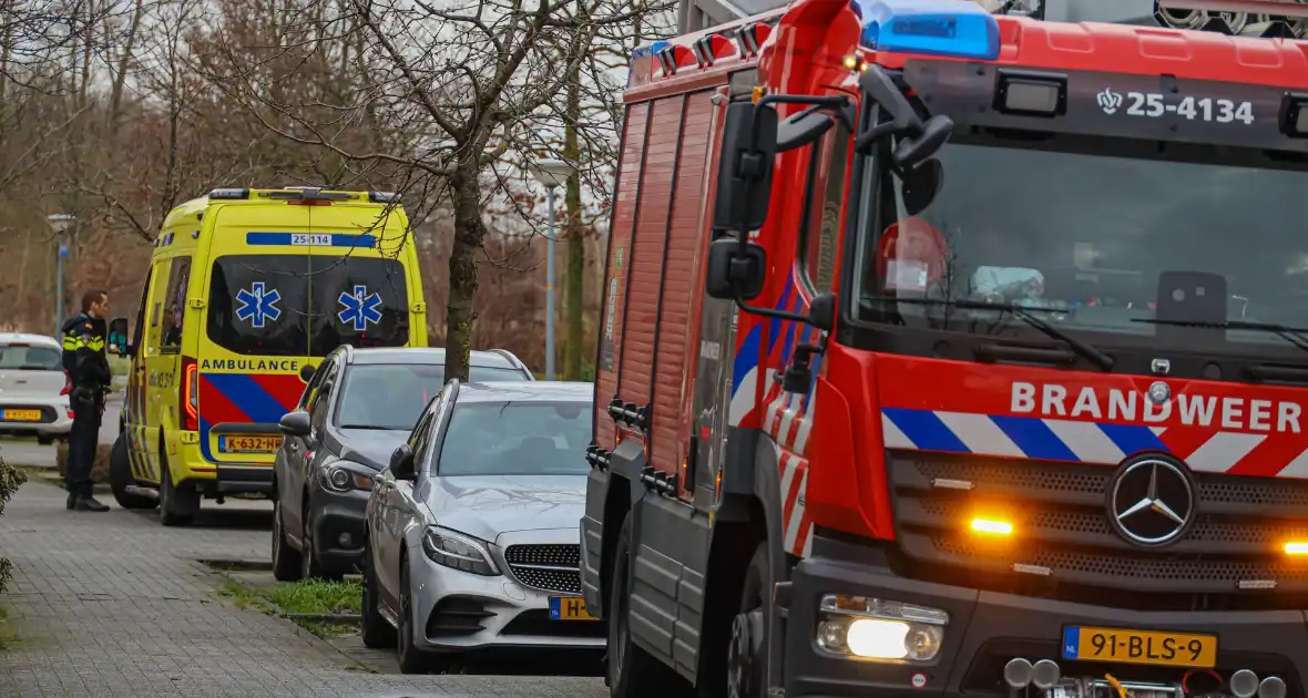 Schuur deels ingestort na brand in Sieradenbuurt - Foto 3