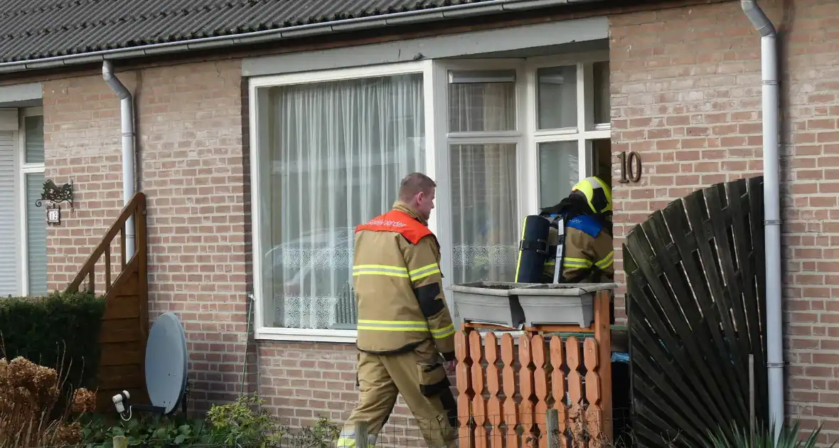 Brandweer ingezet voor gaslekkage in woning - Foto 1