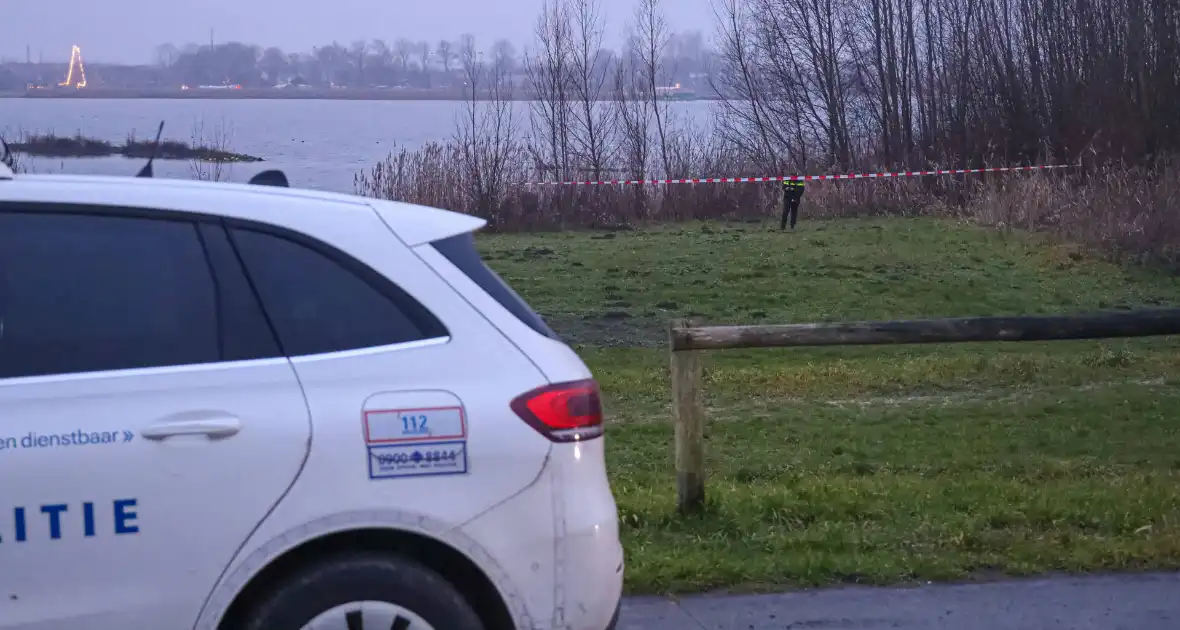 Overleden persoon in water gevonden - Foto 7