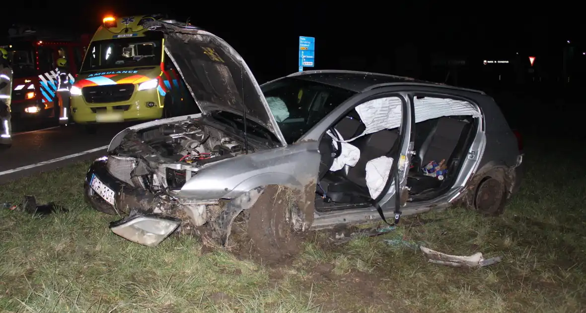 Gewonde bij eenzijdig verkeersongeval - Foto 26