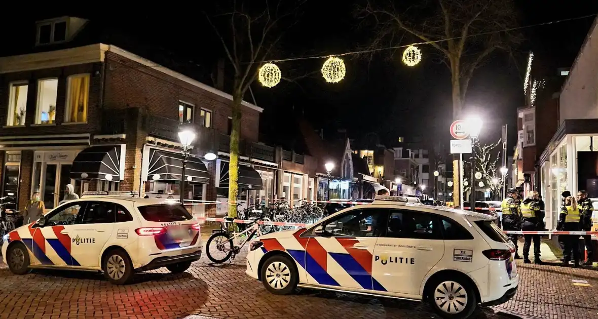 Voetganger ernstig gewond bij botsing met taxi - Foto 1