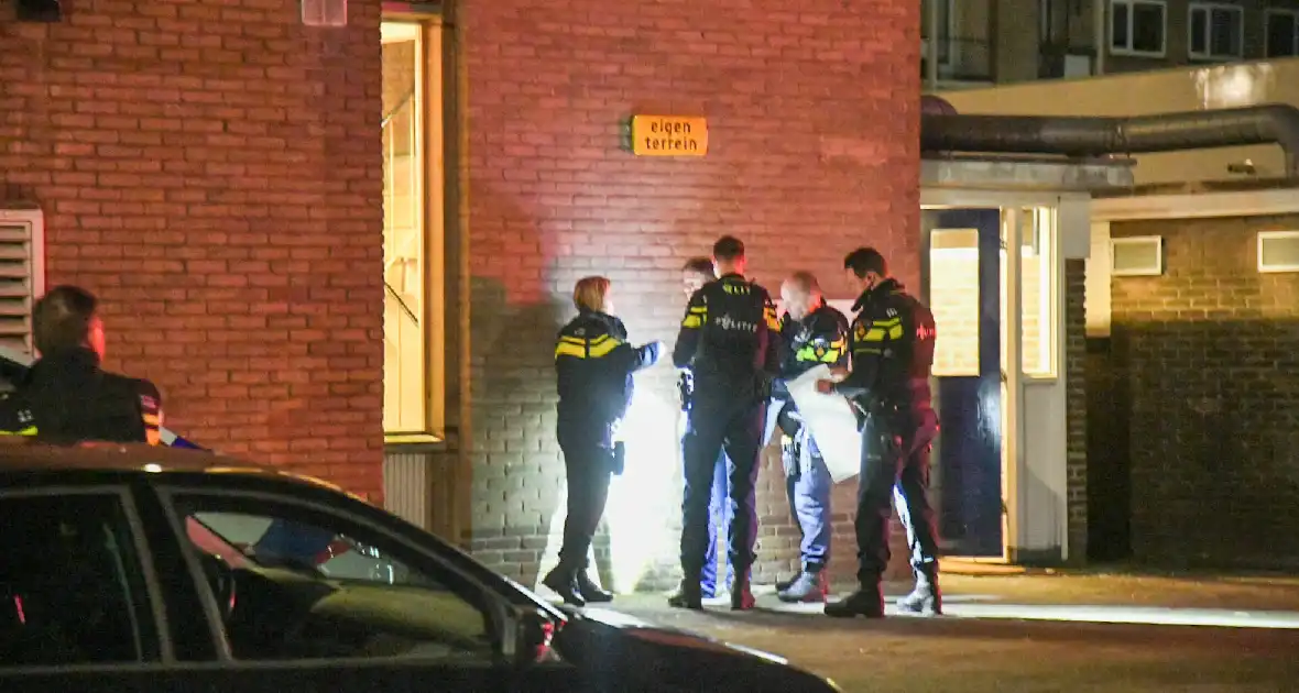 Twee aanhoudingen na schietpartij in woning - Foto 2