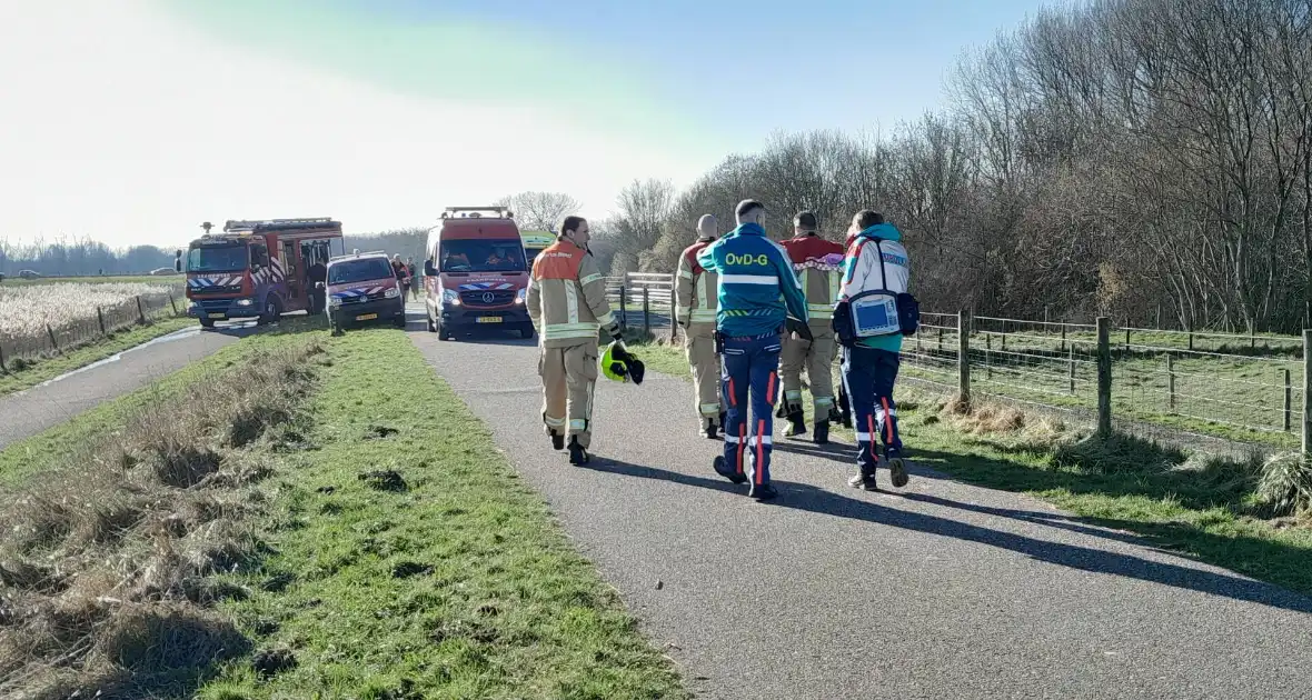 Veel inzet na aantreffen fiets langs het water - Foto 9