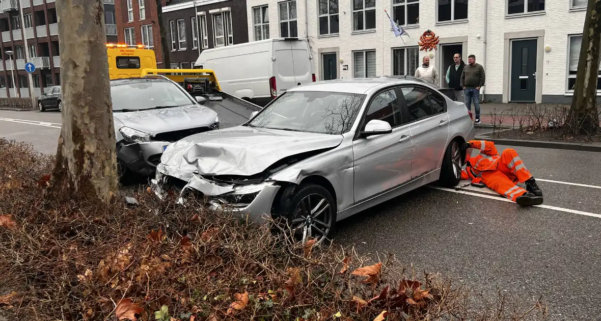 Vier auto's beschadigd bij ongeval