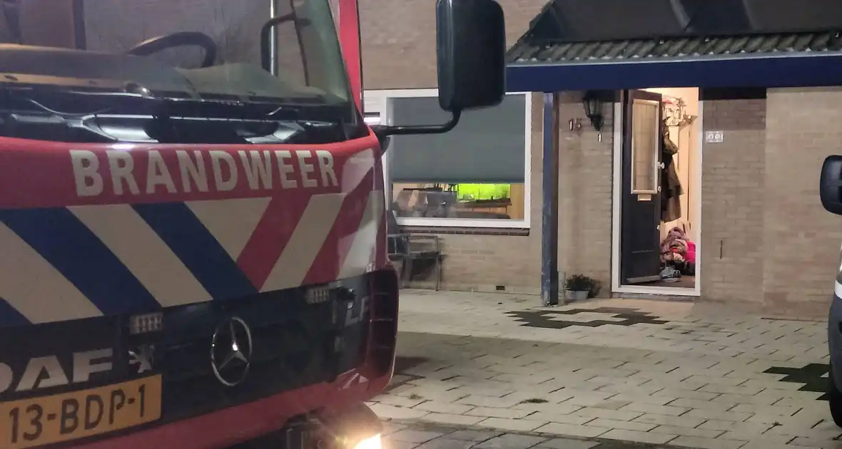 Woning gecontroleerd na mogelijke schoorsteenbrand - Foto 3