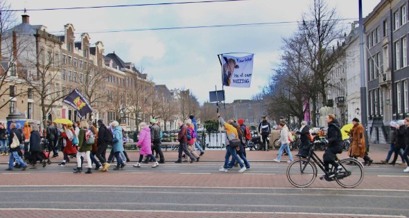 Demonstratie Amsterdam tegen beleid overheid - Afbeelding 15