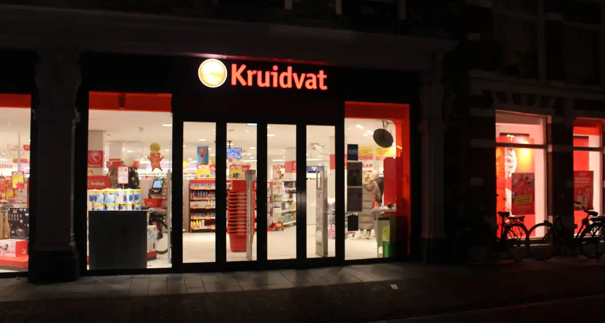 Overval op Kruidvat, dader voortvluchtig - Foto 6