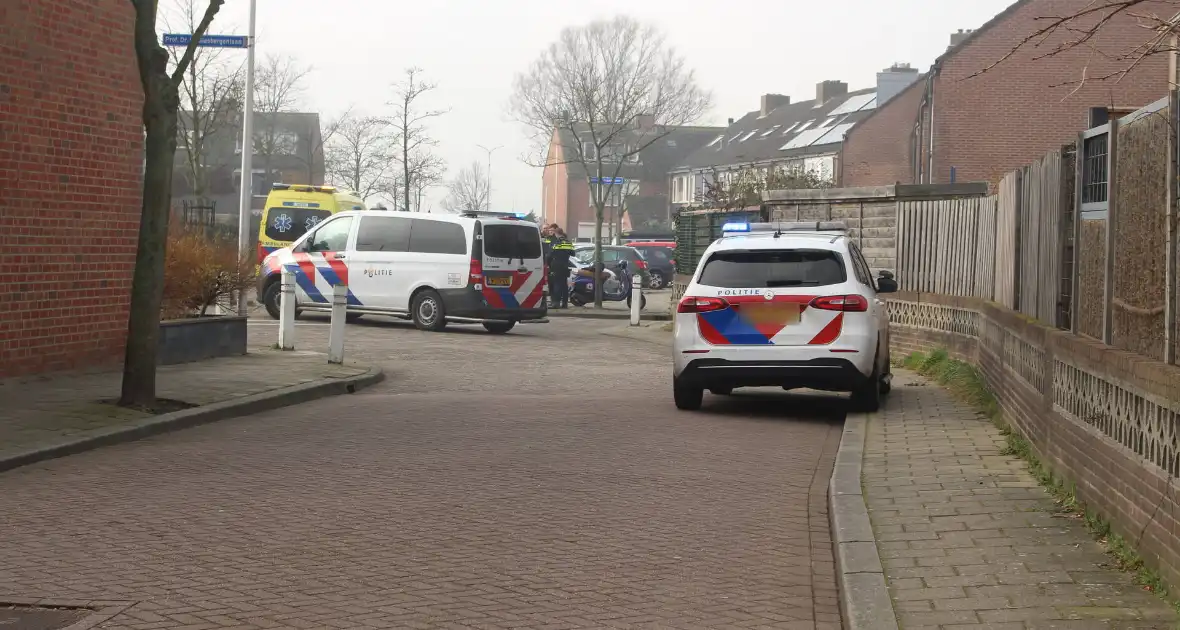 Botsing tussen bus en scooter - Foto 7