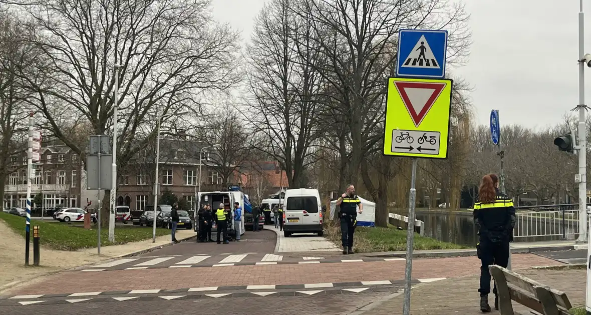 Politieonderzoek na aantreffen overleden persoon in water - Foto 1