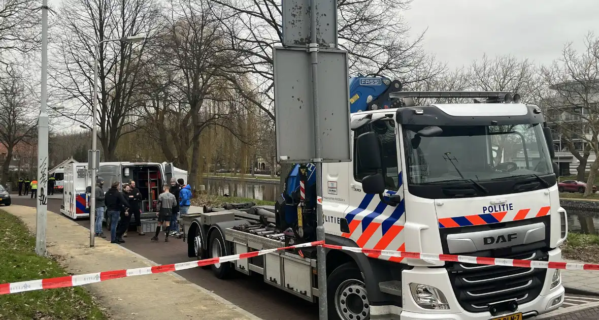 Politieonderzoek na aantreffen overleden persoon in water - Foto 13